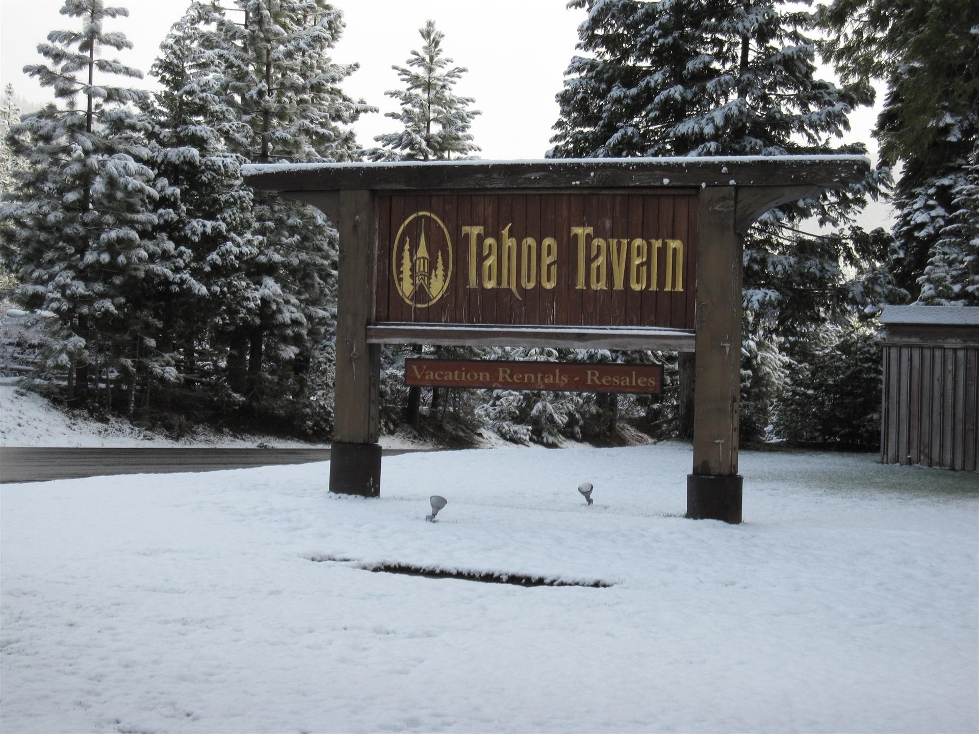 tavern photo snow