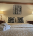 94QueenBedroom