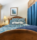 Queen Bedroom 