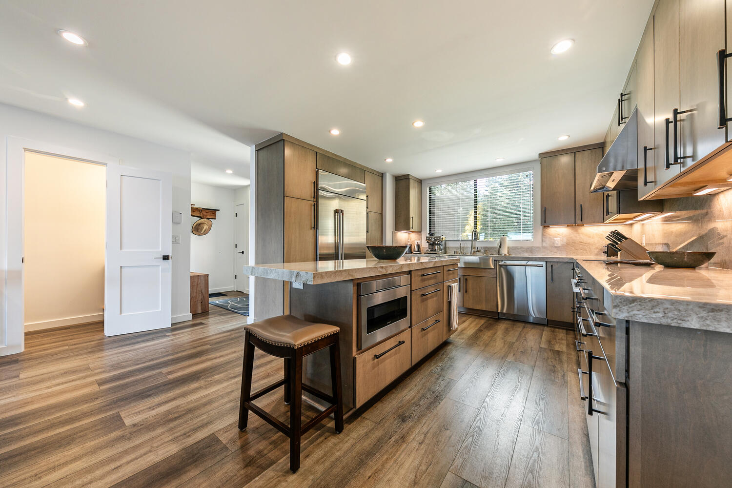 180 W Lake Blvd Unit 252 Tahoe-large-019-026-Interior-1500x1000-72dpi