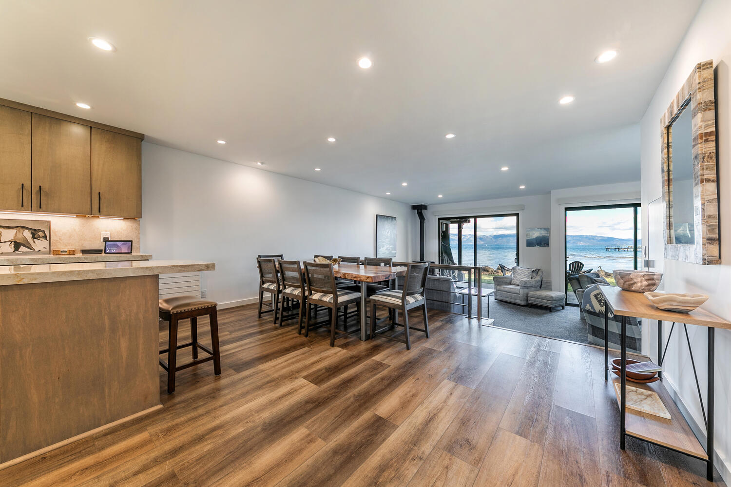 180 W Lake Blvd Unit 252 Tahoe-large-022-021-Interior-1500x1000-72dpi