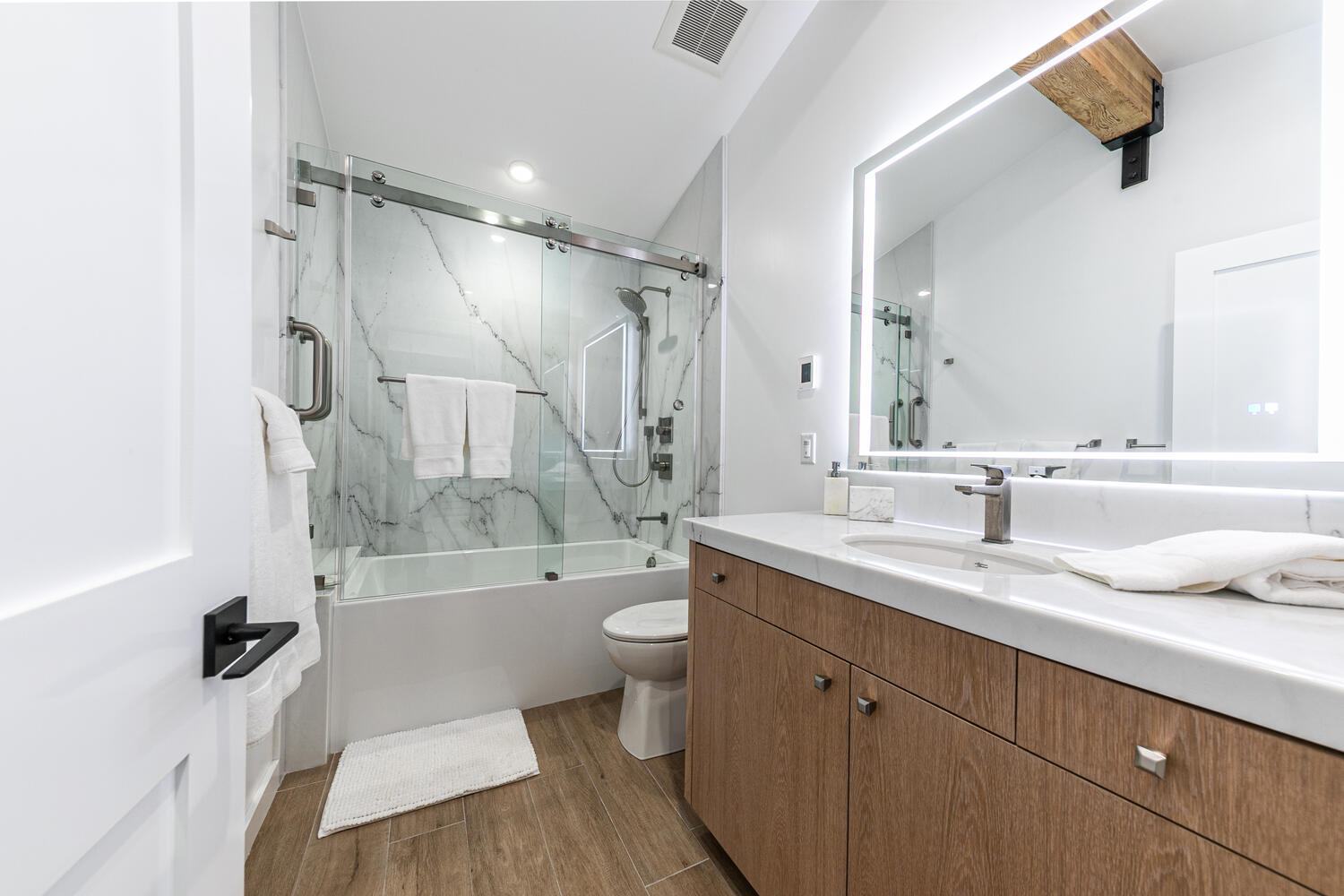 180 W Lake Blvd Unit 252 Tahoe-large-033-036-Interior-1500x1000-72dpi
