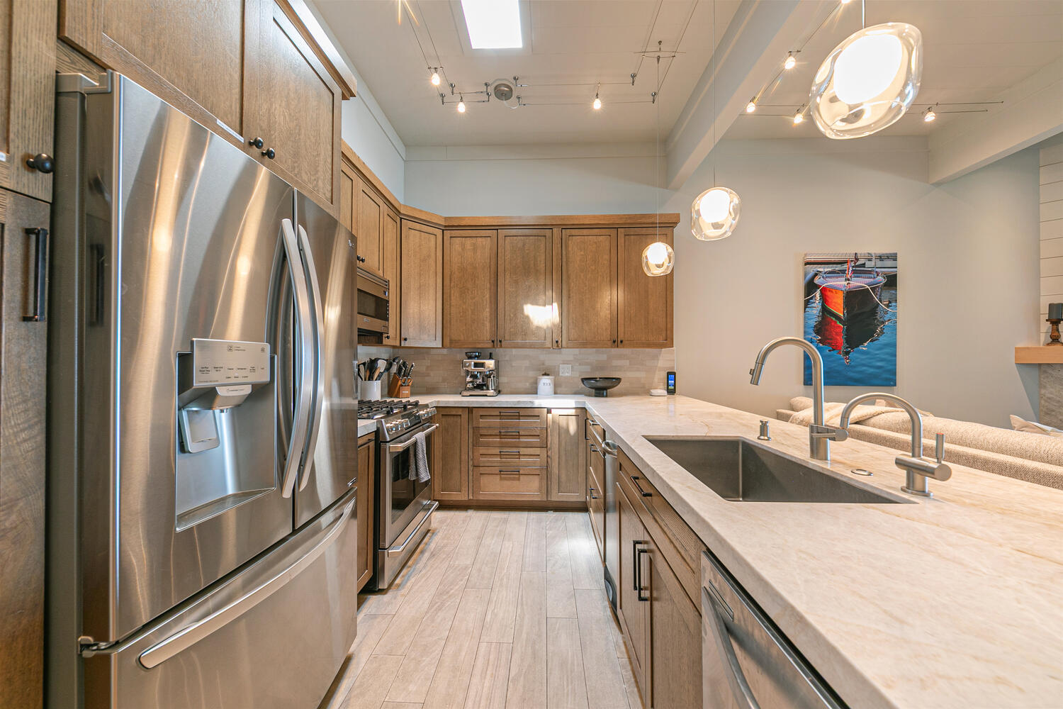 300 W Lake Blvd Unit 12 Tahoe-large-016-024-Interior-1500x1000-72dpi