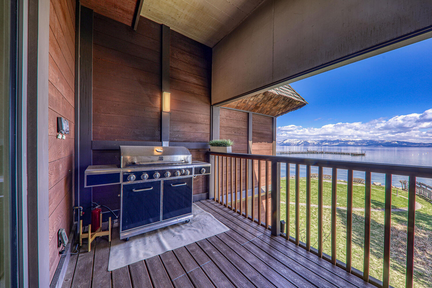 300 W Lake Blvd Unit 12 Tahoe-large-020-035-Exterior-1500x1000-72dpi