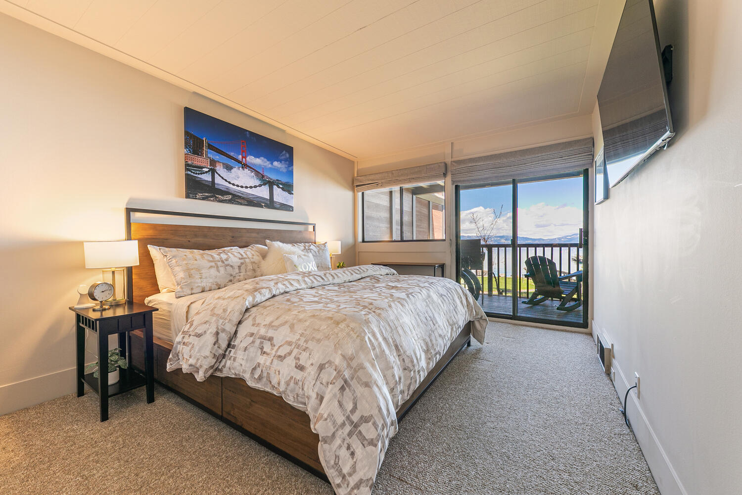 300 W Lake Blvd Unit 12 Tahoe-large-033-023-Interior-1500x1000-72dpi