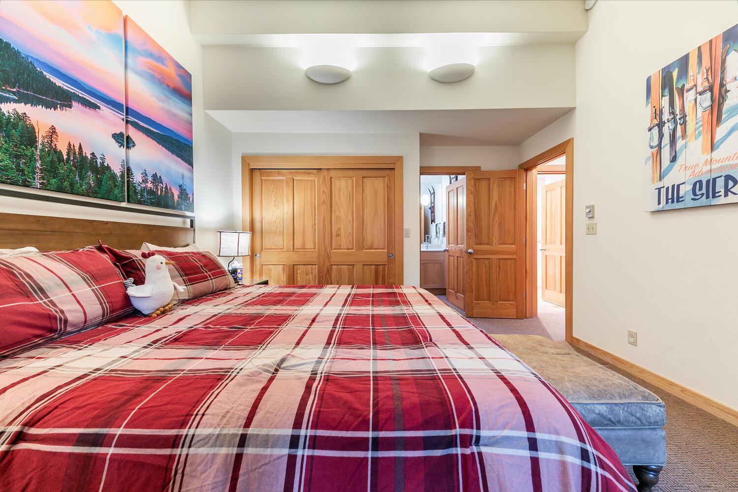 300 W Lake Blvd Unit 32 Tahoe-large-022-007-Interior-1500x1000-72dpi