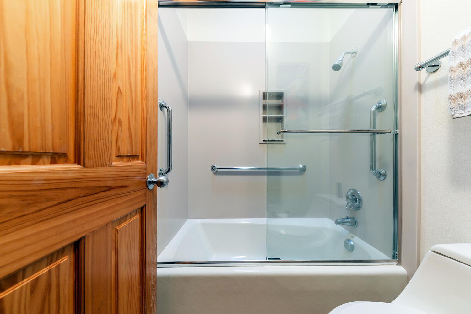 300 W Lake Blvd Unit 32 Tahoe-large-024-005-Interior-1500x1000-72dpi