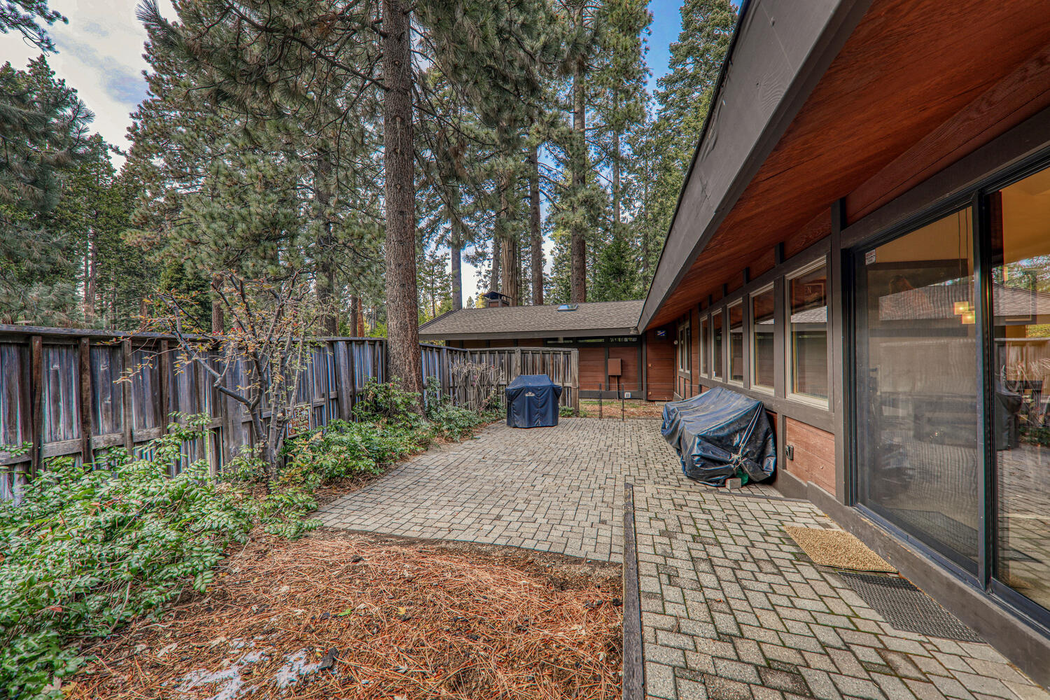 300 W Lake Blvd Unit 32 Tahoe-large-027-023-Exterior-1500x1000-72dpi